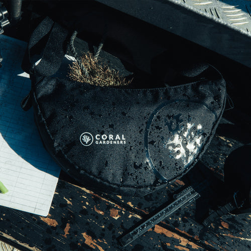 Geanta MOON SMALL Coral Gardener BLACK