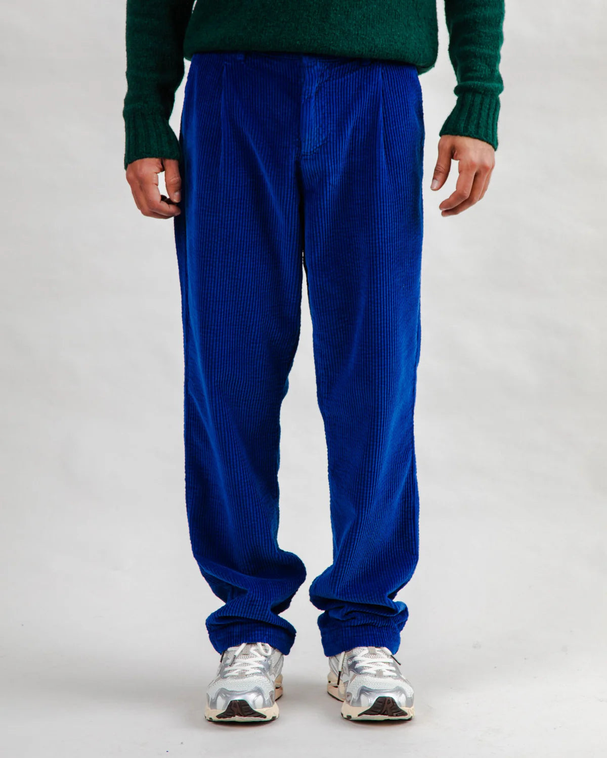 Pantaloni Chino Corduroy Klein Blue