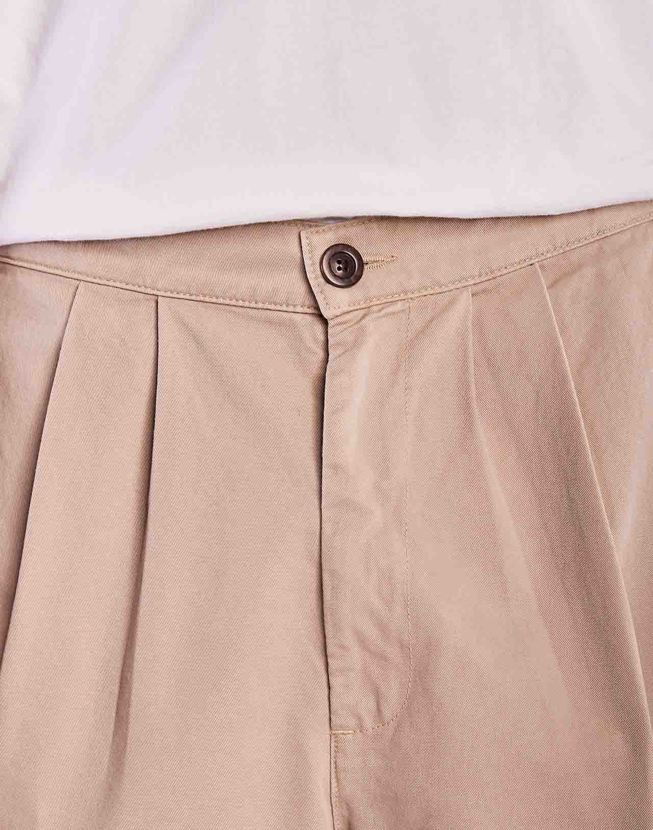 Pantaloni scurți HANDA Beige