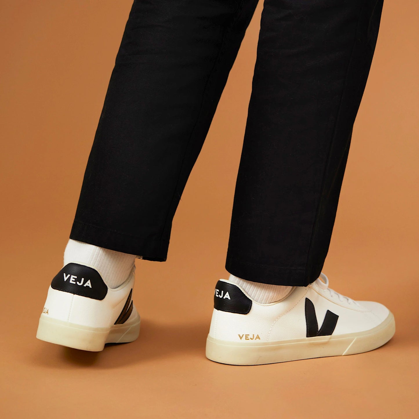 CAMPO Chromefree Leather White Black
