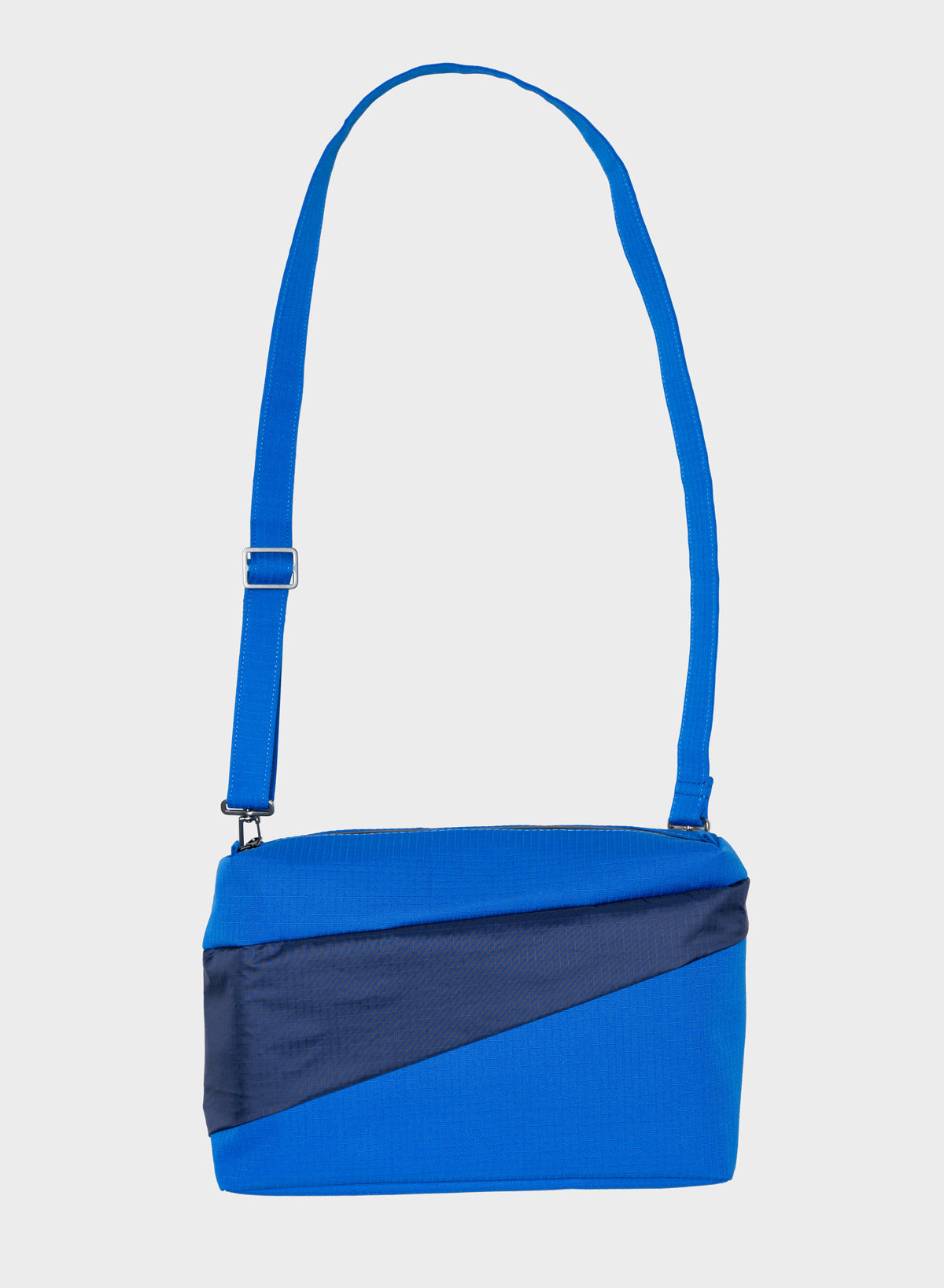 Geantǎ Blue & Navy MEDIUM