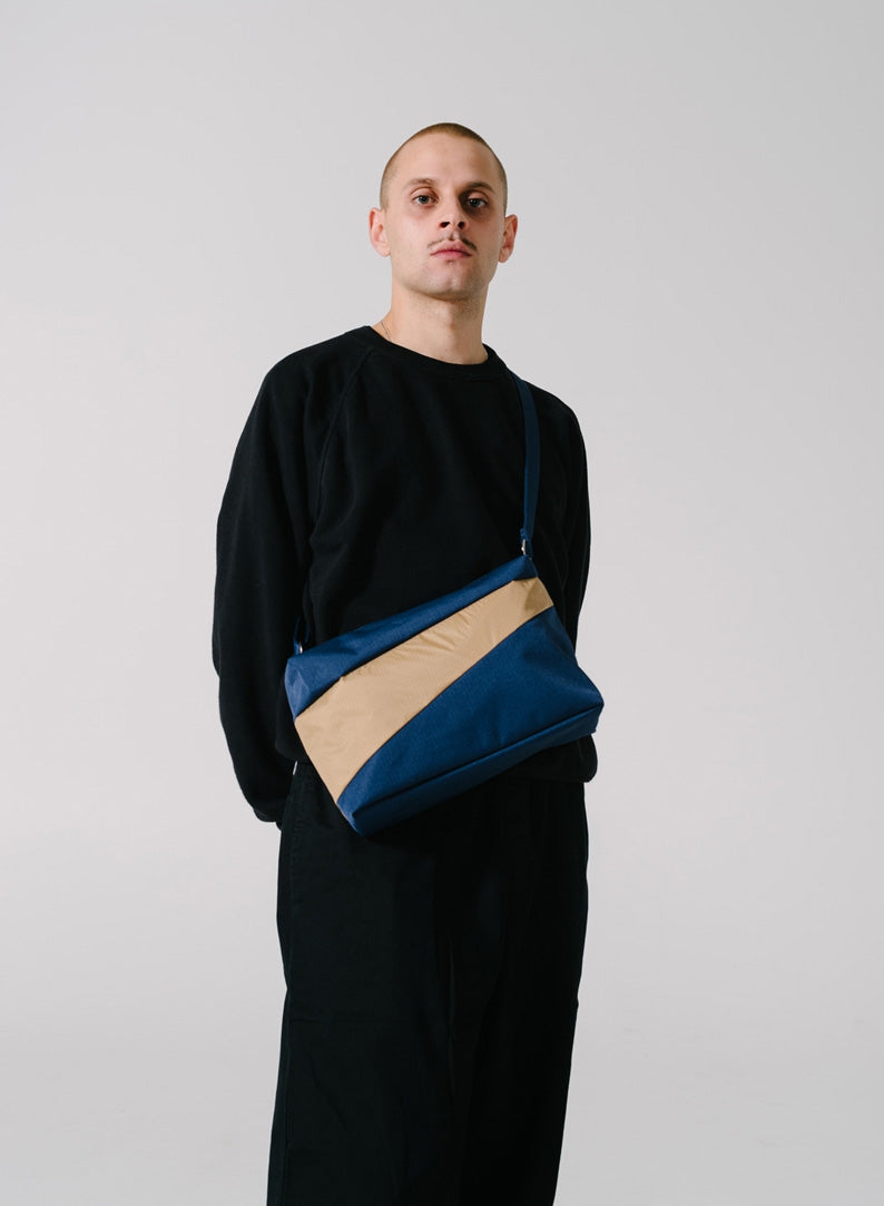 Geantǎ Navy & Camel MEDIUM
