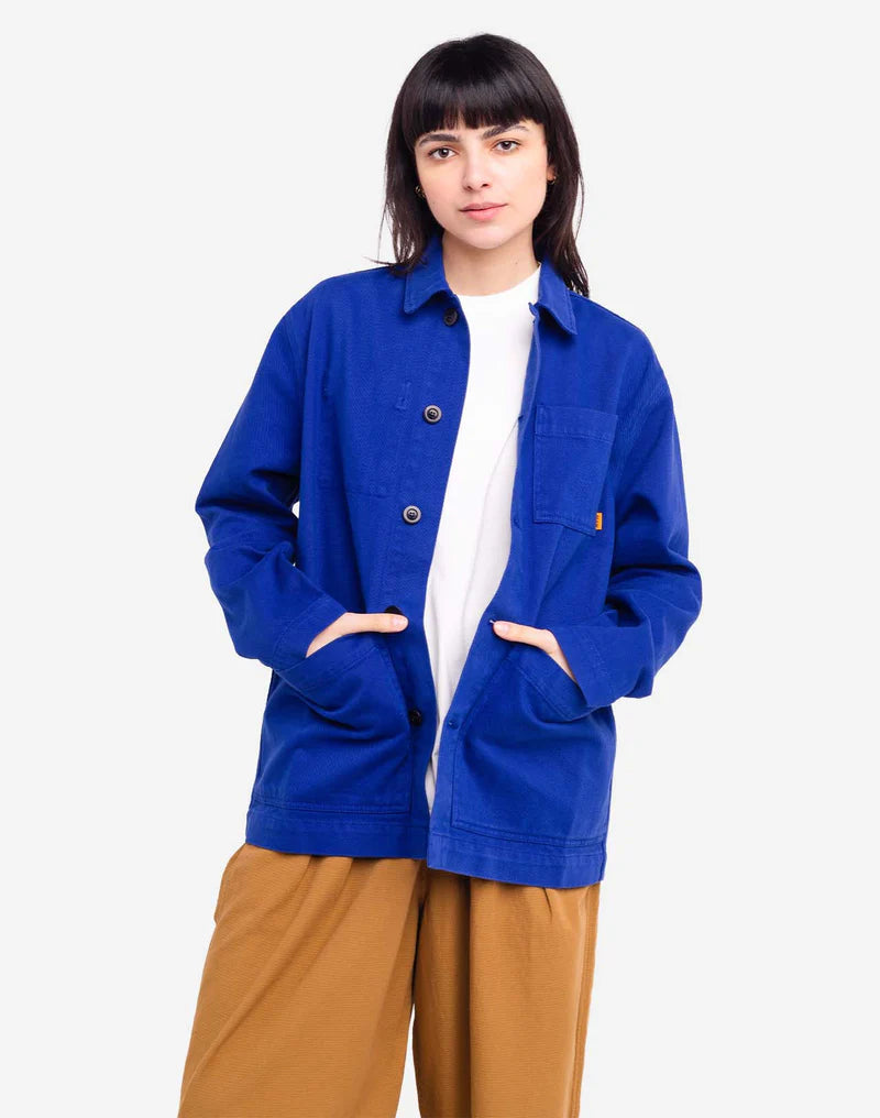 Jachetǎ CHUCALESCU Bleu Roi